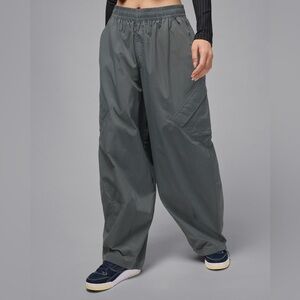 Nike Jordan Flight Chicago Women’s Parachute Pants Iron Grey Size S New NWT